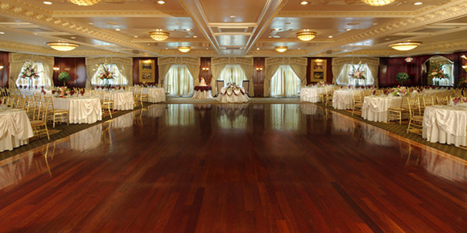 Lisa Sparkles Ballroom & Latin Dance Studio